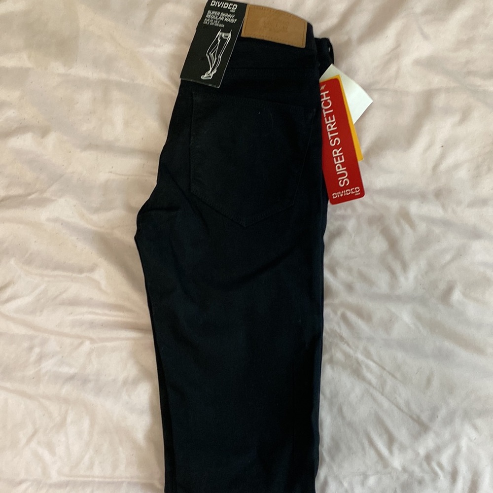 Black skinny jeans